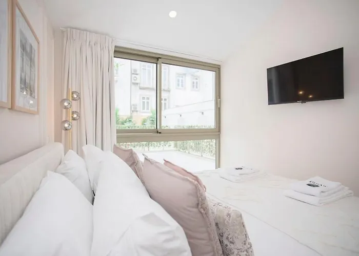 Liiiving In Porto - Soho Urban Retreat