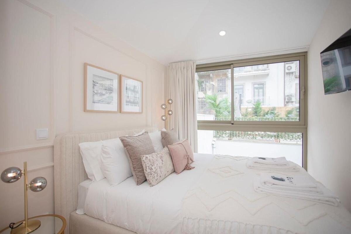 Liiiving In - Soho Urban Retreat Oporto