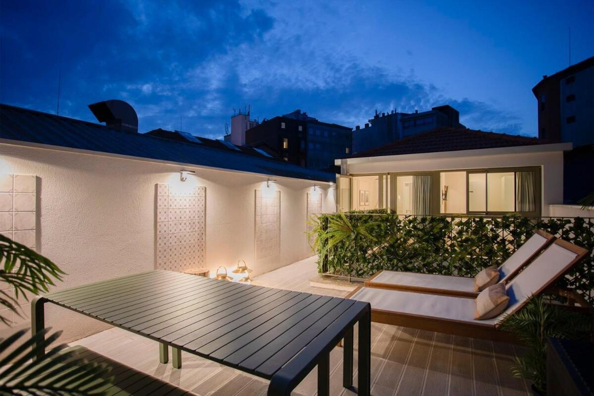Liiiving In - Soho Urban Retreat * Oporto