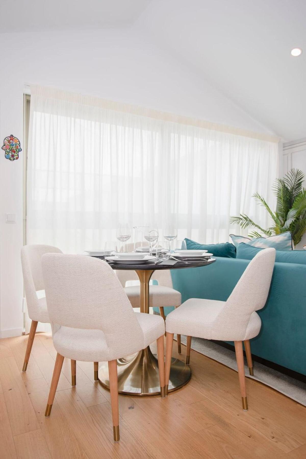 Apartment Liiiving In - Soho Urban Retreat